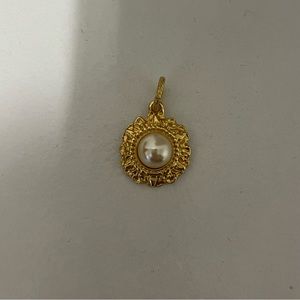 BEAUTIFUL PENDANT